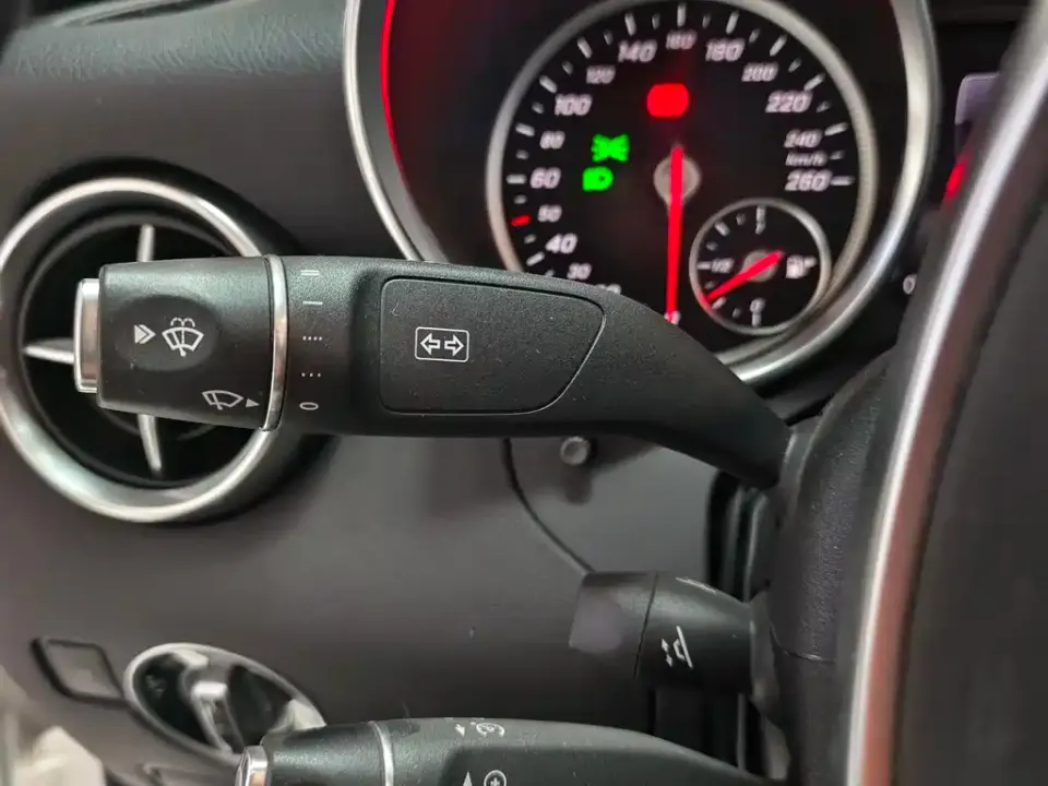 Mercedes-Benz SLC