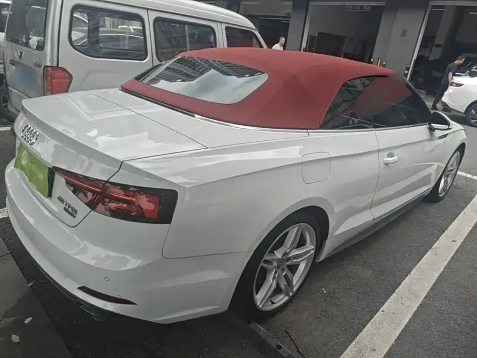 Audi A5 (Import)