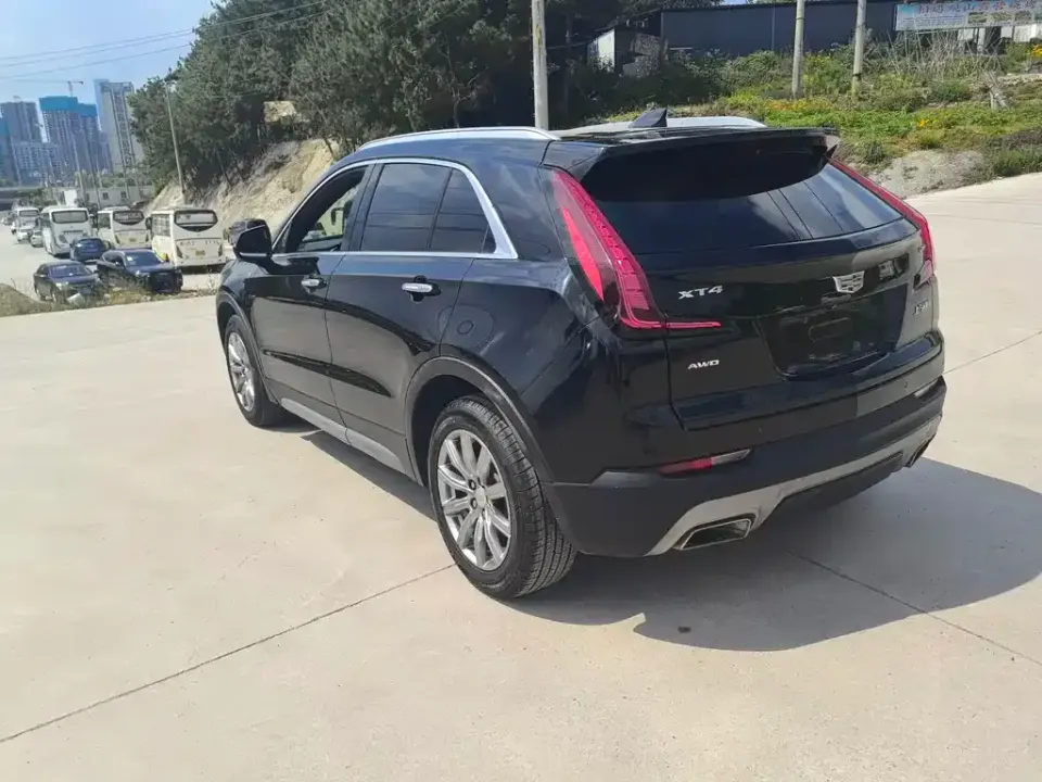 Cadillac XT4
