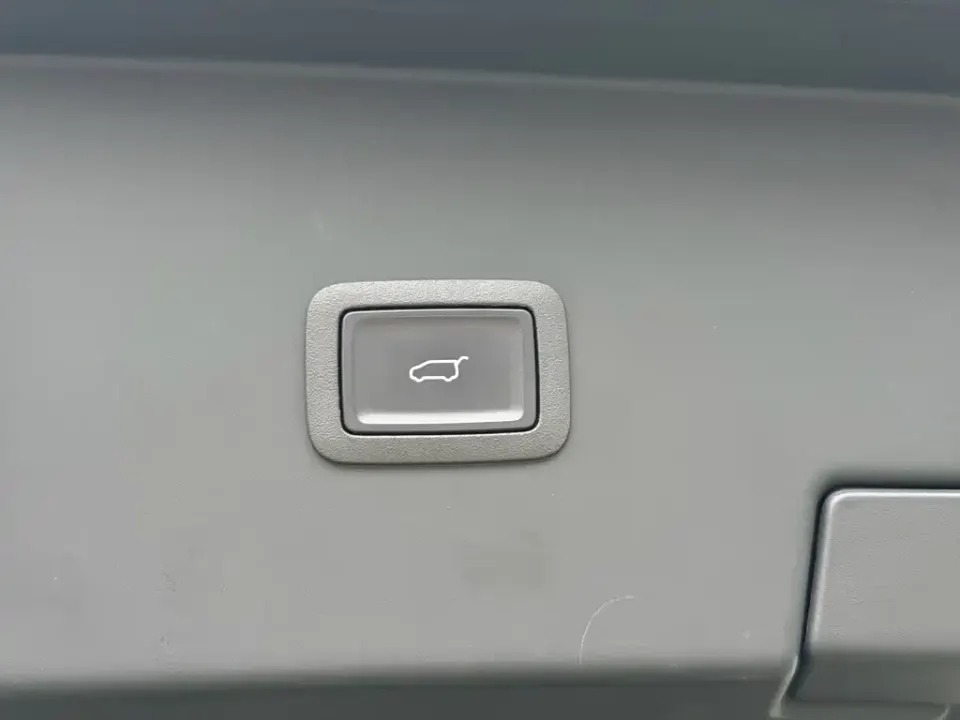 Hongqi Hongqi HQ9 PHEV