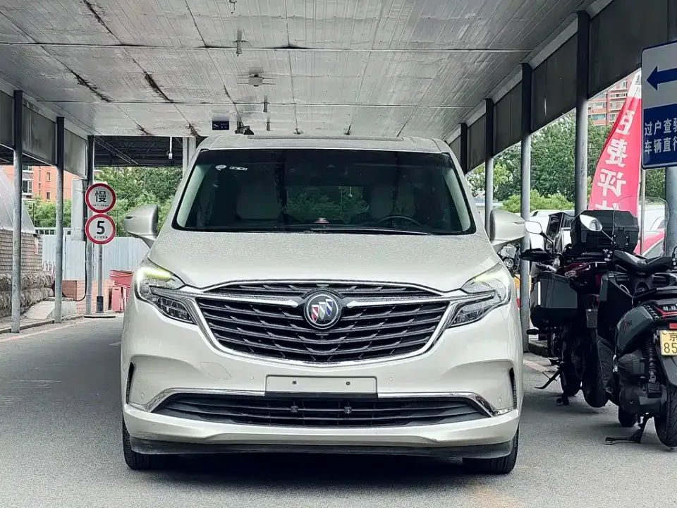 Buick GL8