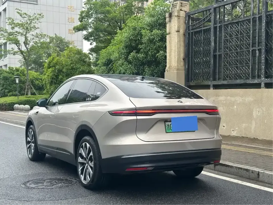 Nio EC7