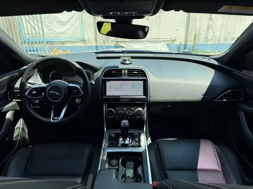 Jaguar XEL