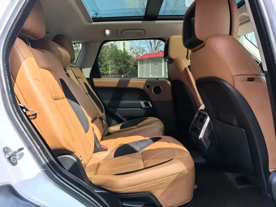 Land Rover Sport