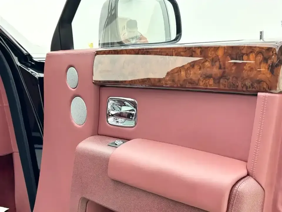 Rolls-Royce Phantom