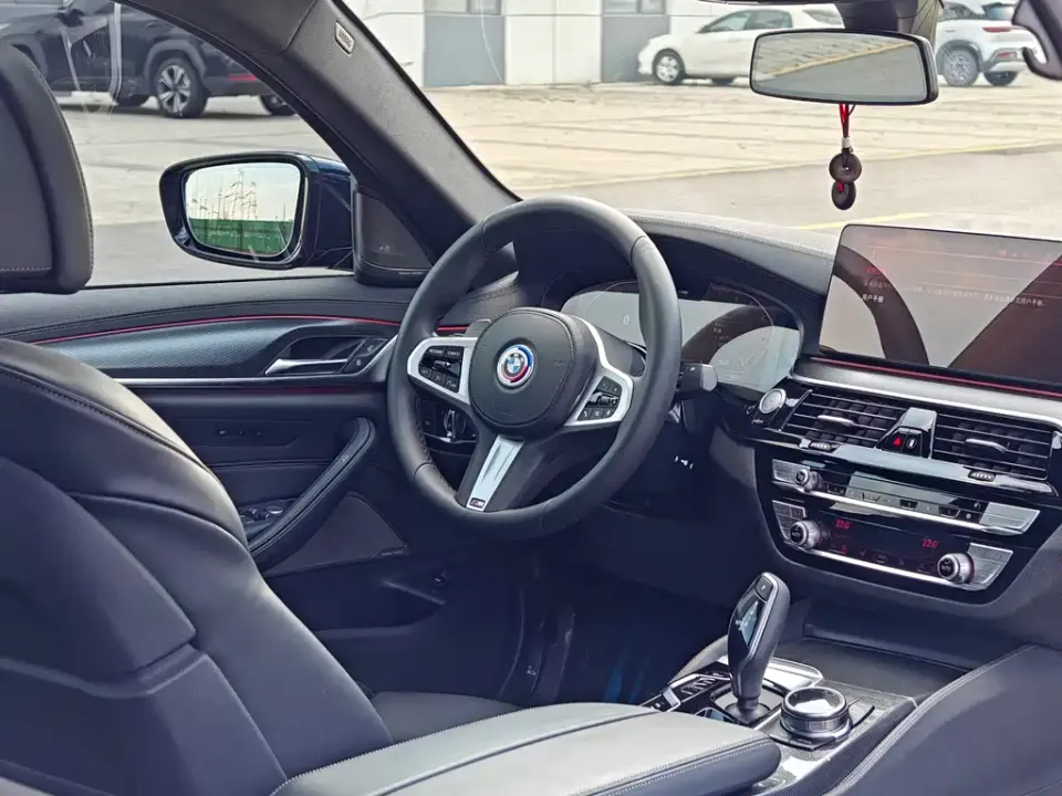 BMW 5 Series (Import)
