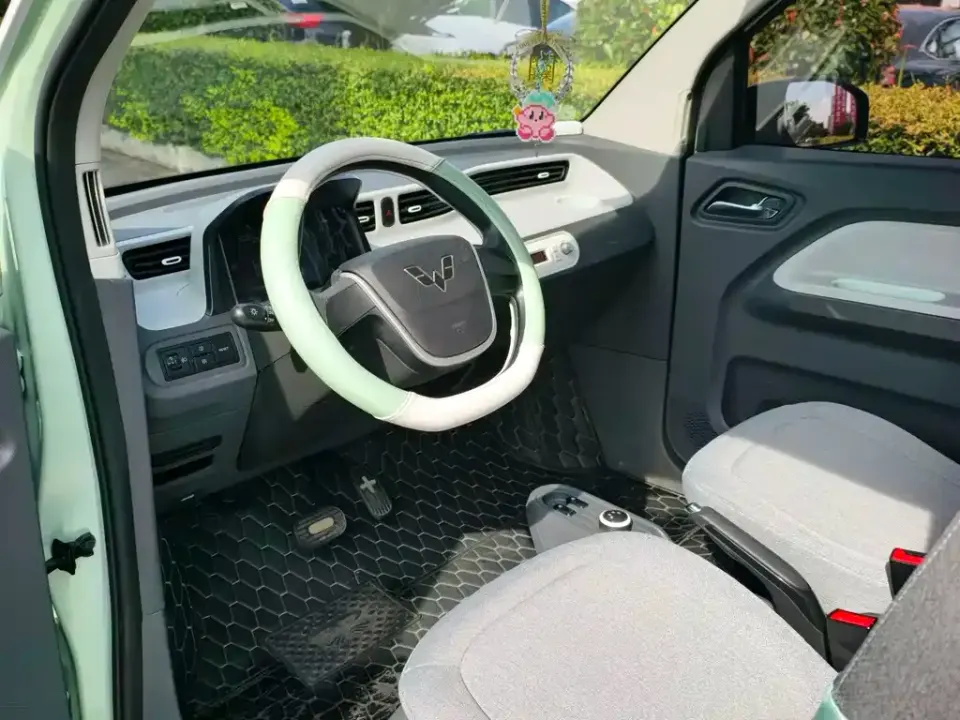 Wuling MINIEV