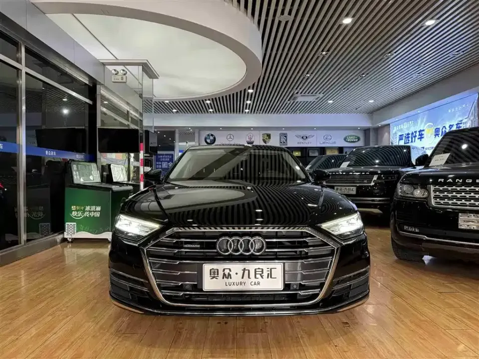 Audi A8