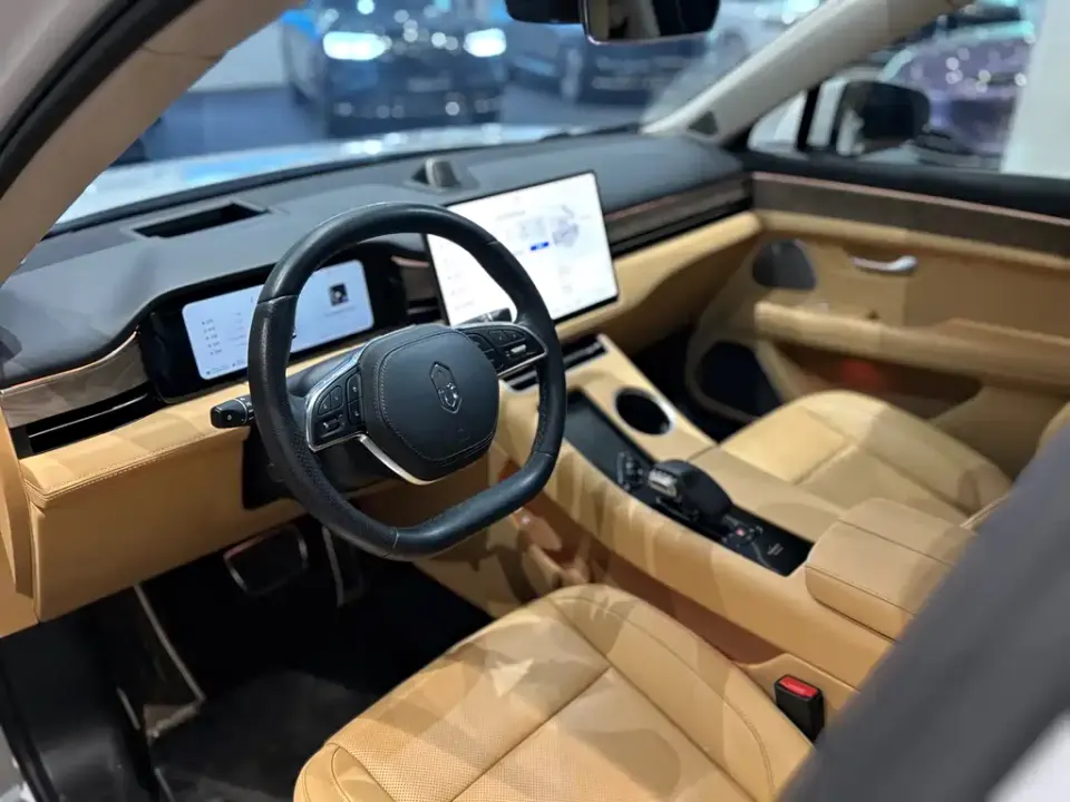 AITO AITO M5