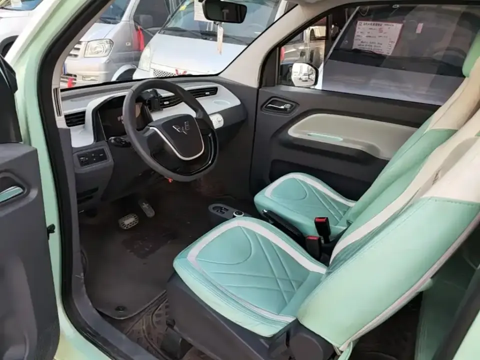 Wuling MINIEV