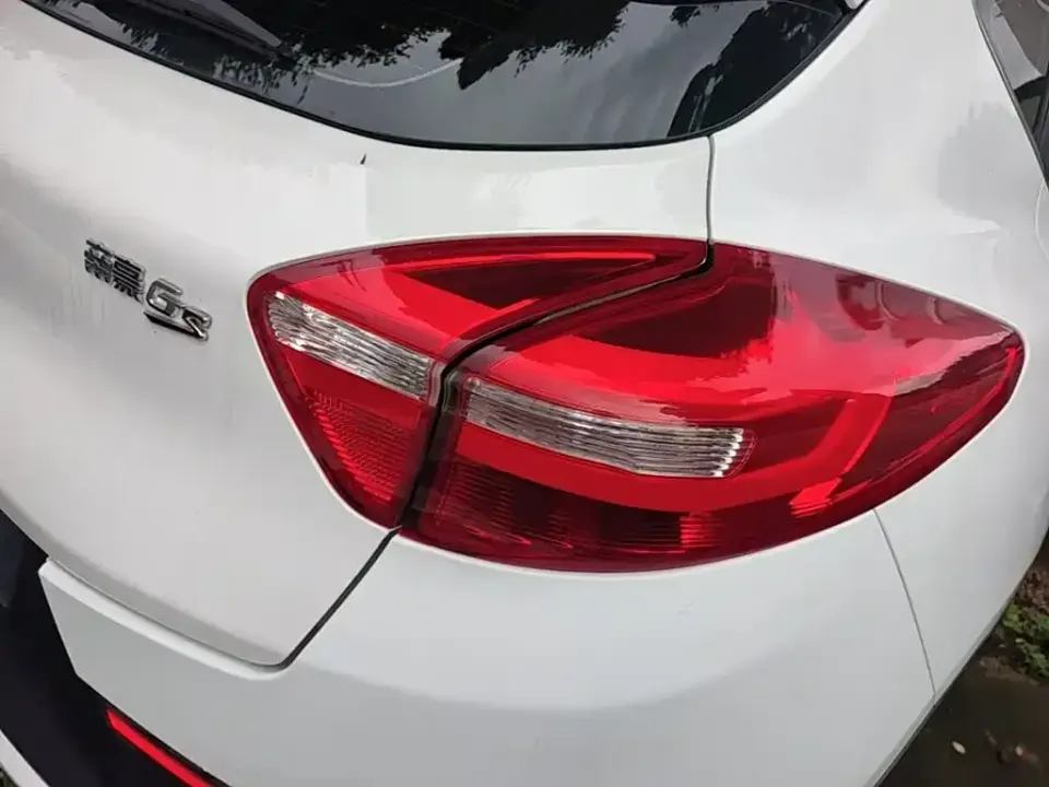 Geely Emgrand GS