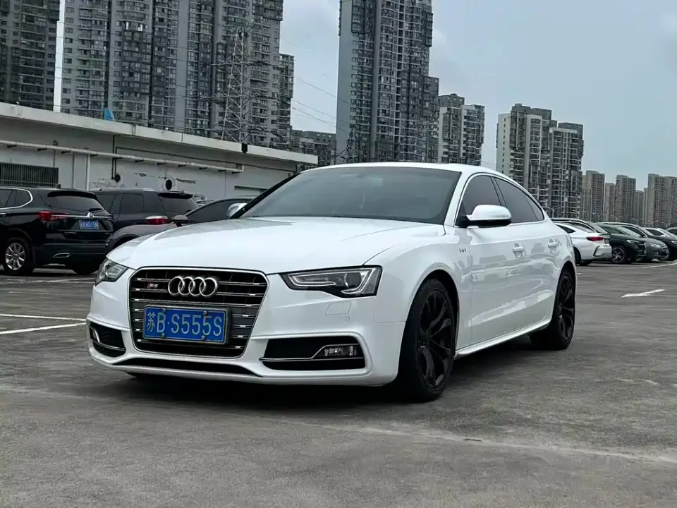 Audi S5
