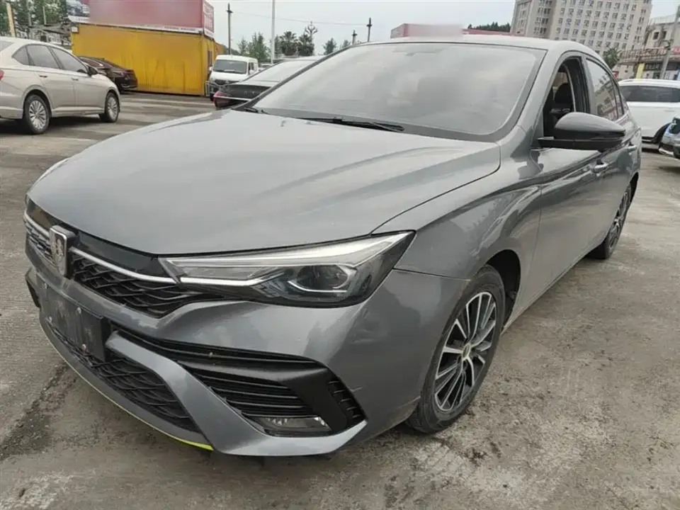 Roewe i5