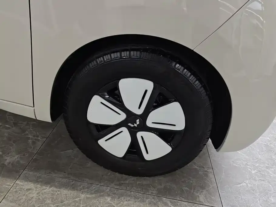 Wuling MINIEV