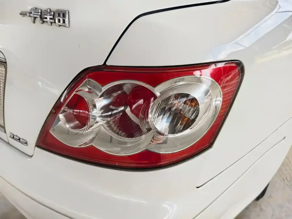 Toyota Reiz