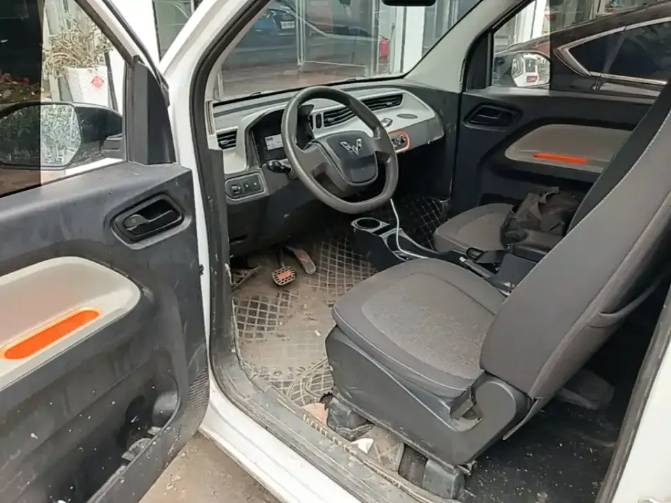 Wuling MINIEV