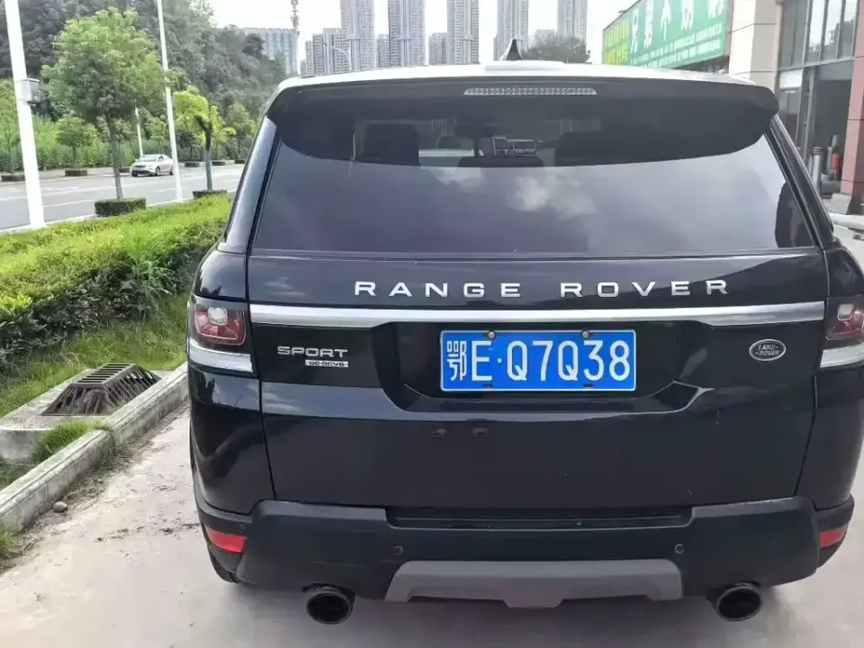 Land Rover Sport