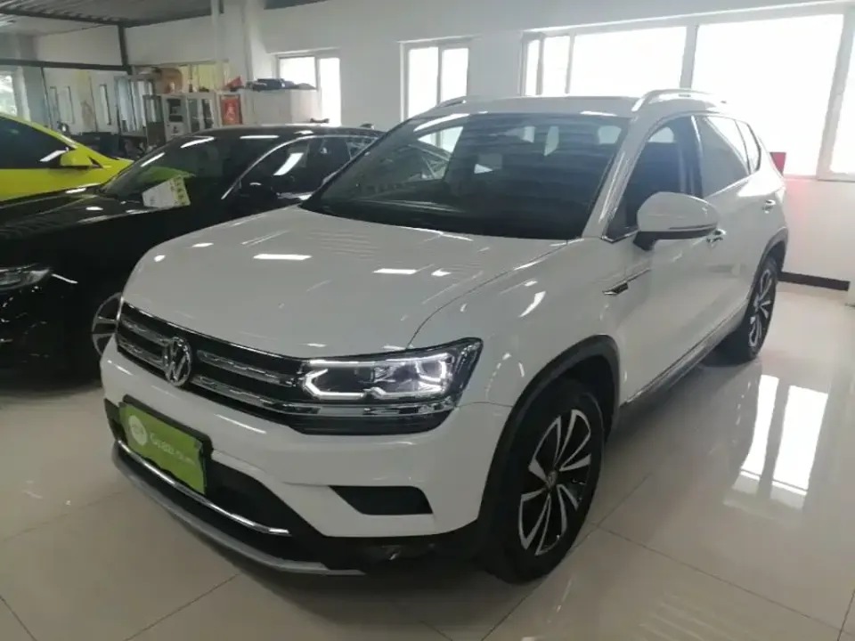 Volkswagen Tharu