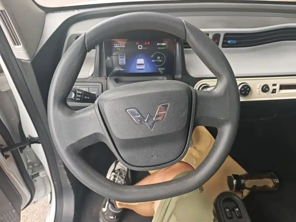 Wuling MINIEV