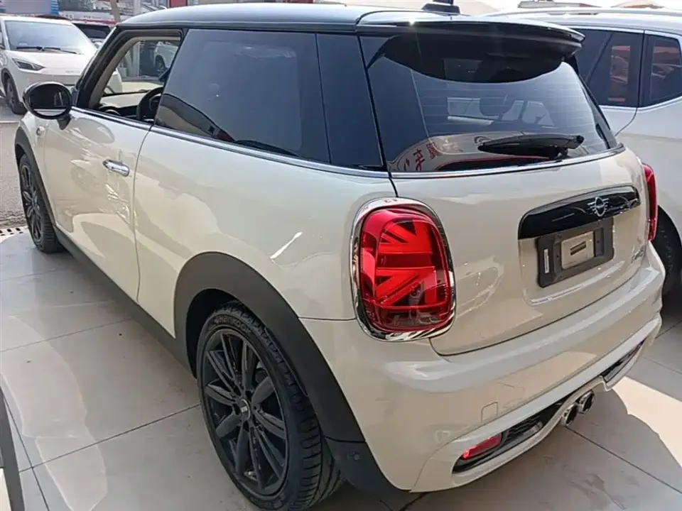 MINI Mini