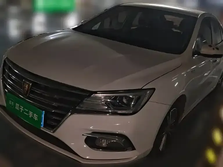 Roewe i5