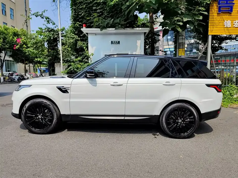 Land Rover Sport