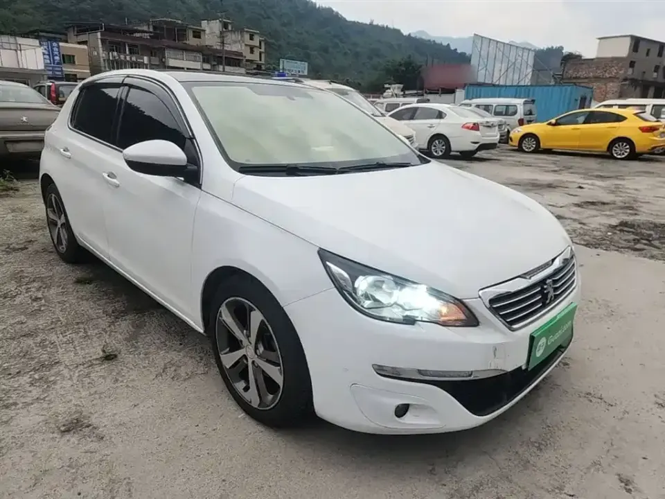 Peugeot 308S