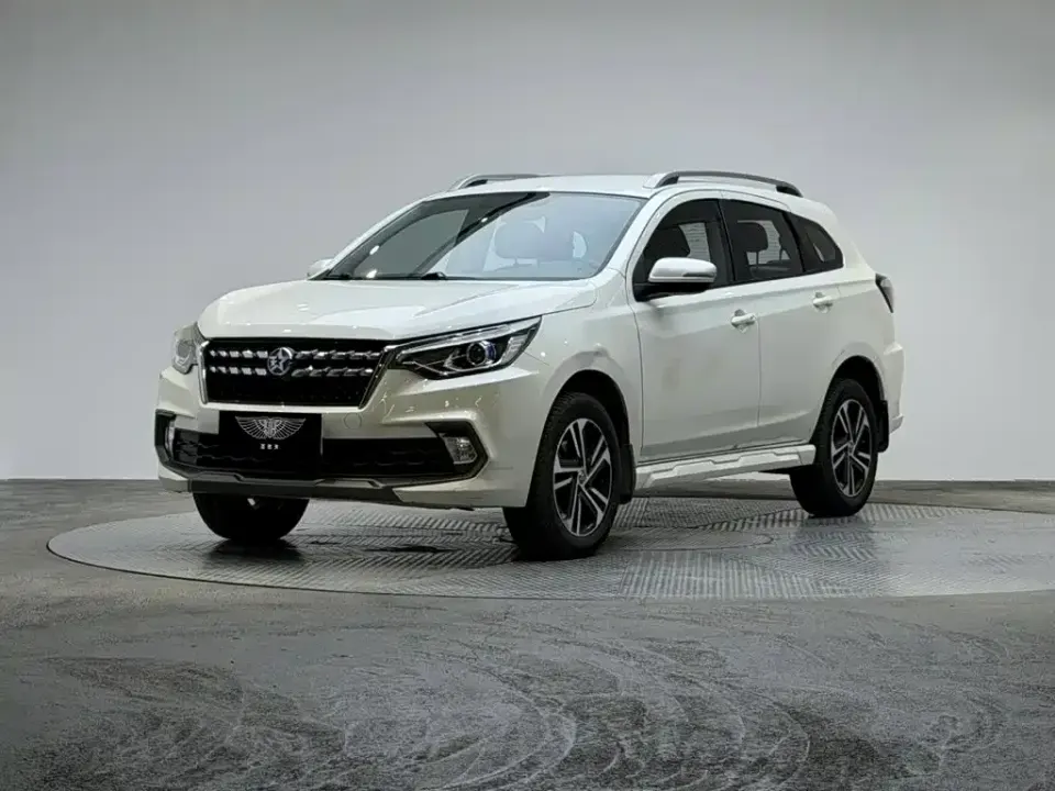Venucia T70