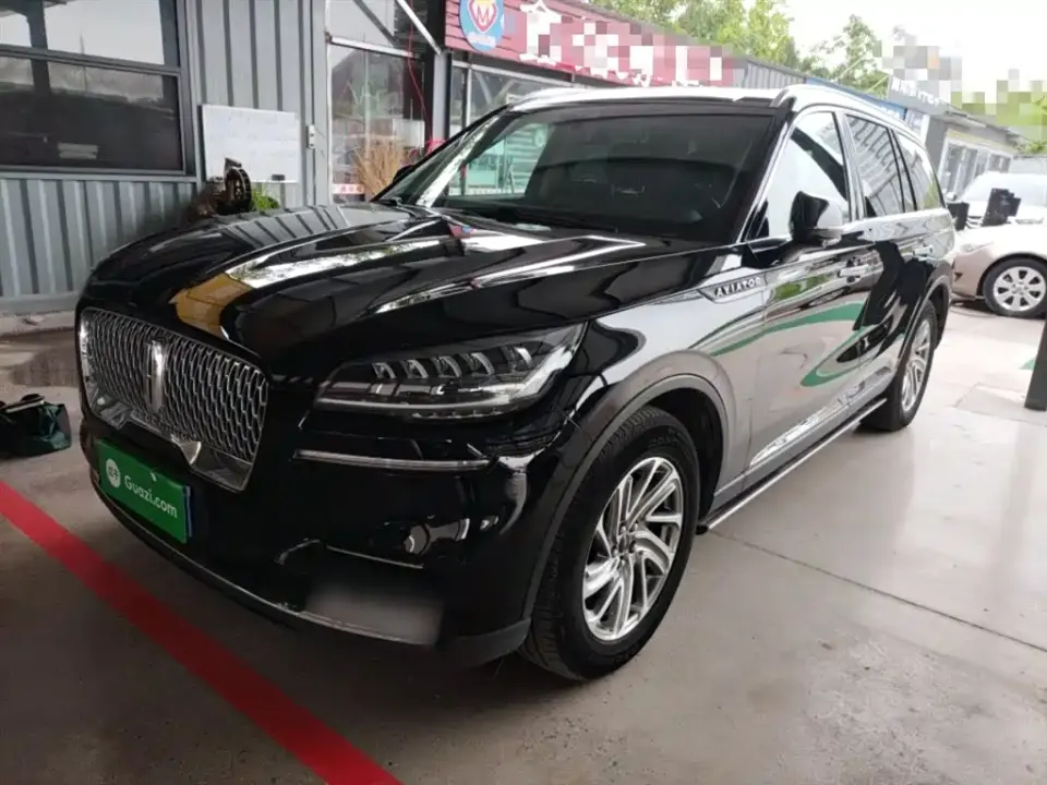 Lincoln Aviator