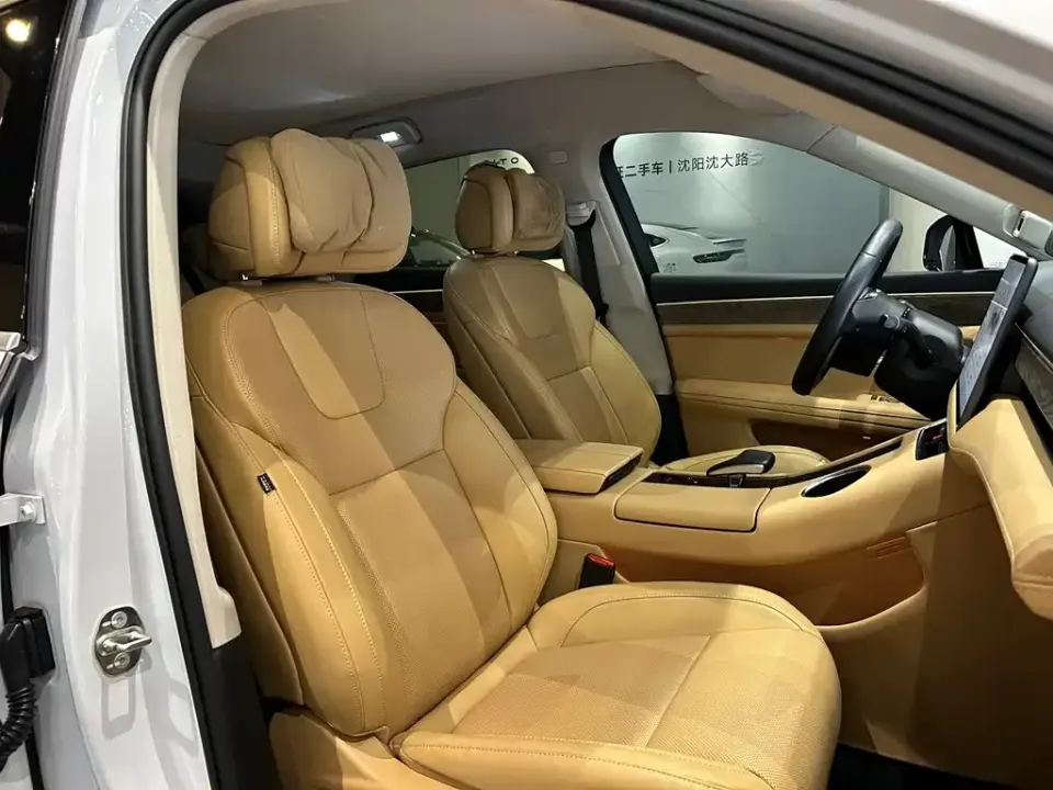 AITO AITO M5