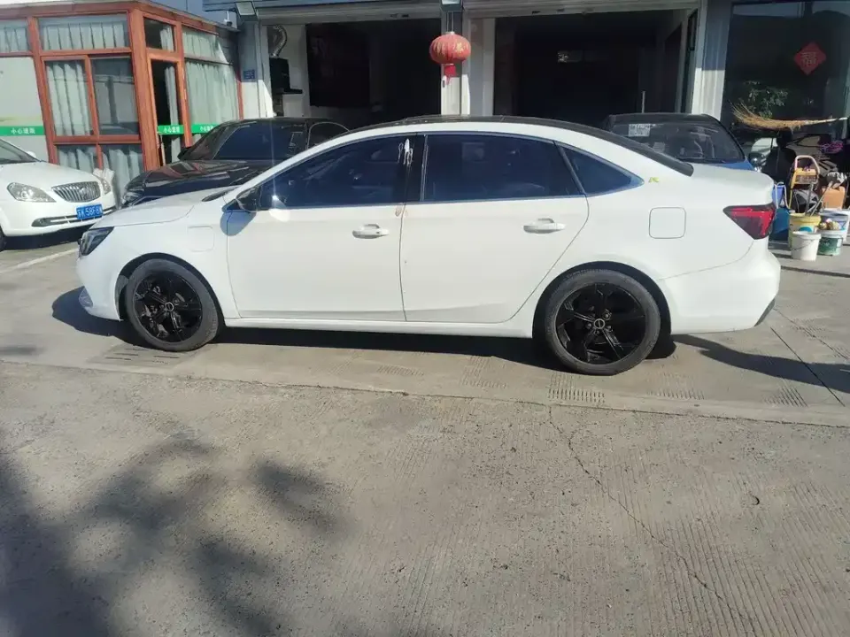 Roewe i6 MAX New Energy