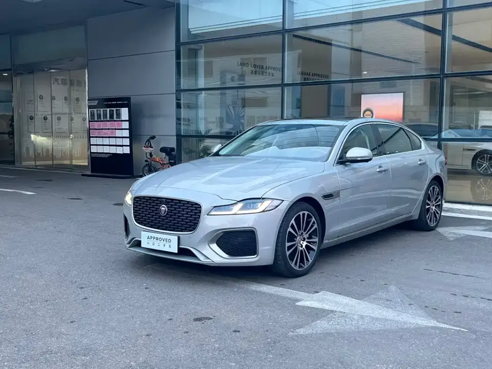 Jaguar XFL