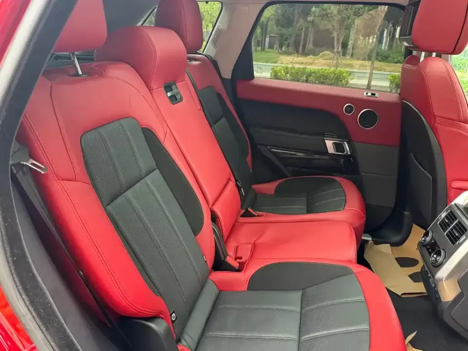 Land Rover Sport