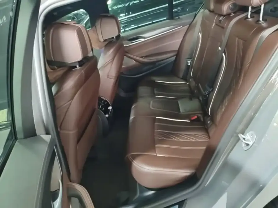 BMW 5 Series (Import)