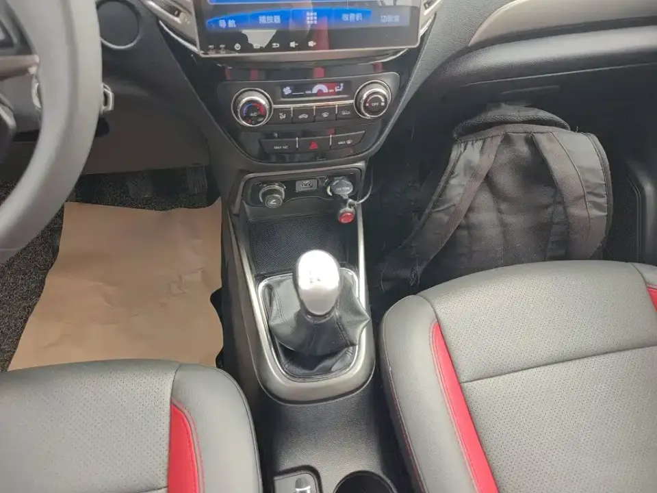 Changan CS15