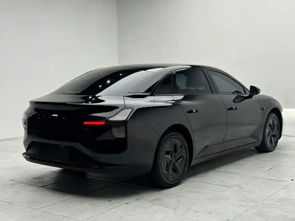 Xpeng M03