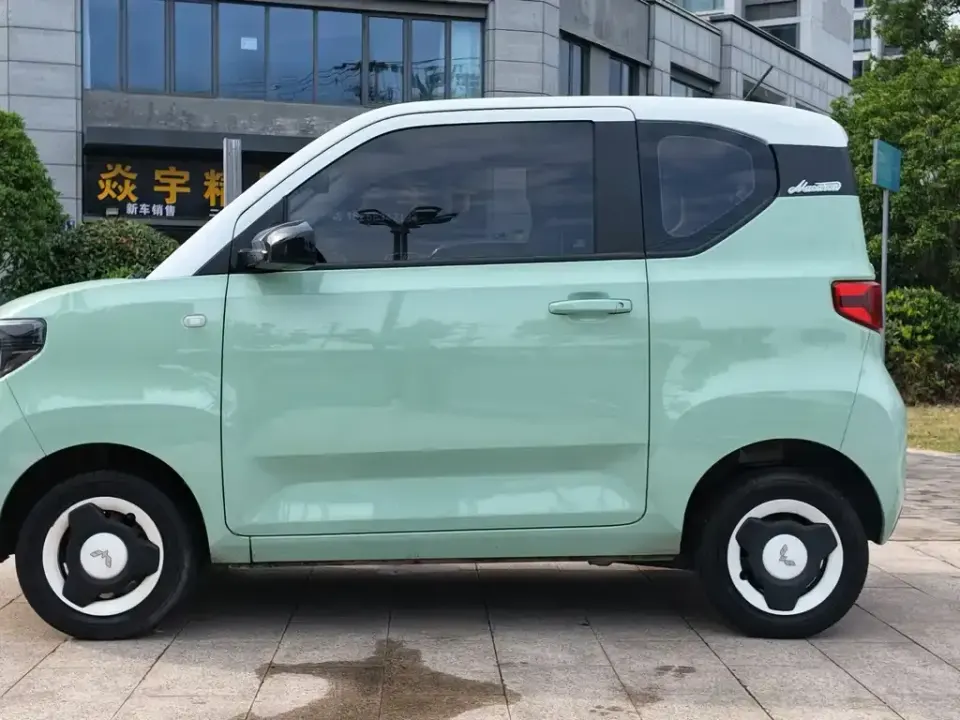Wuling MINIEV