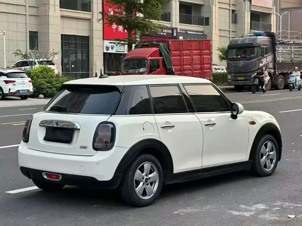 MINI Mini
