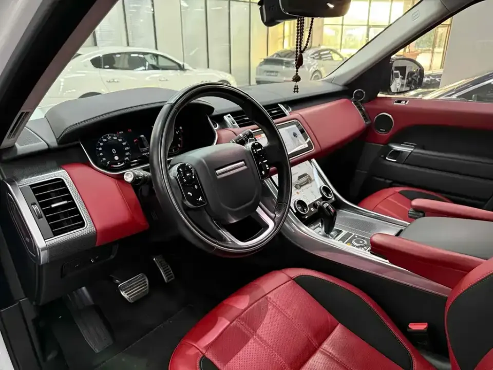 Land Rover Sport