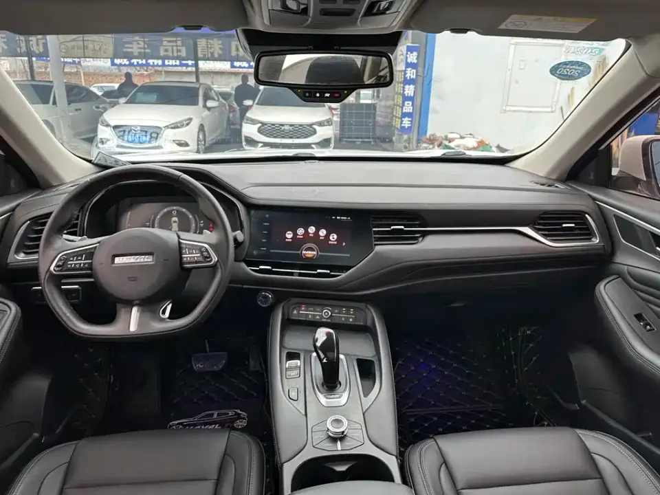 Haval F7