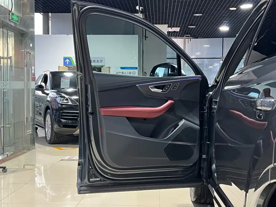 Audi SQ7