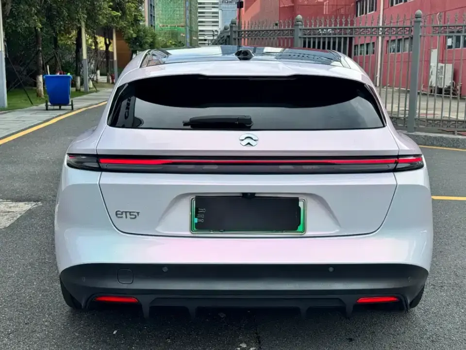 Nio ET5T