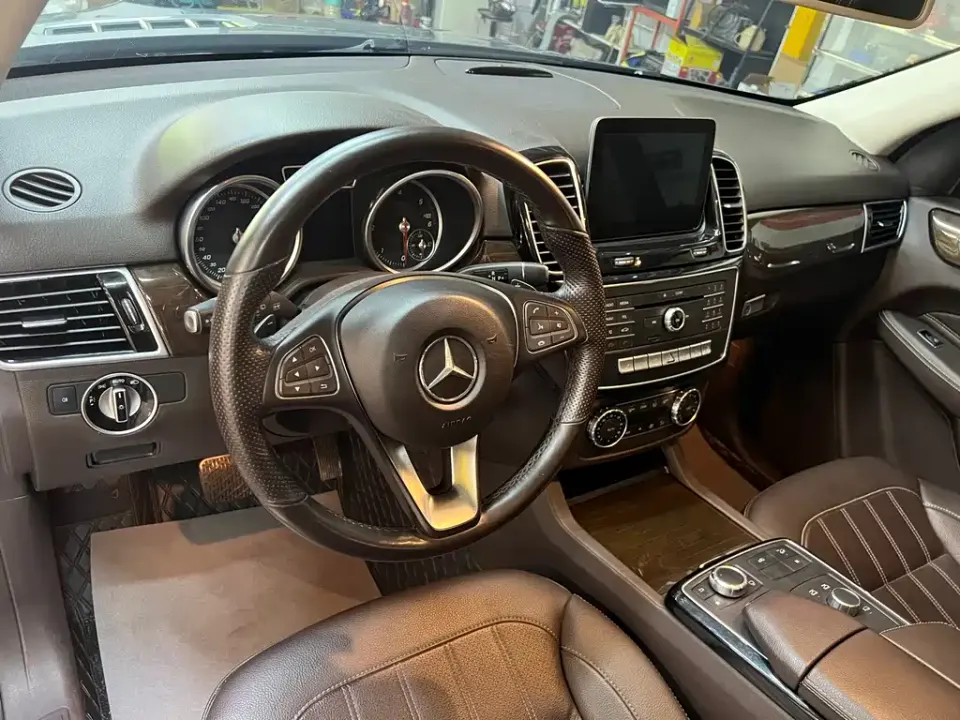 Mercedes-Benz GLE (Import)