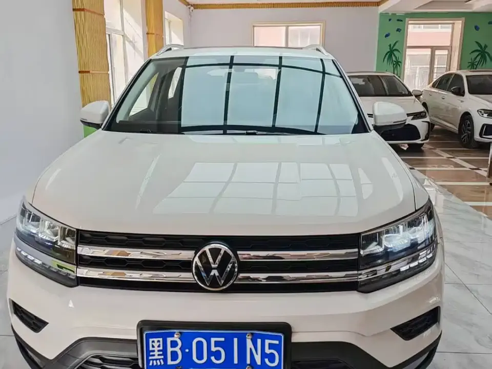 Volkswagen Tharu