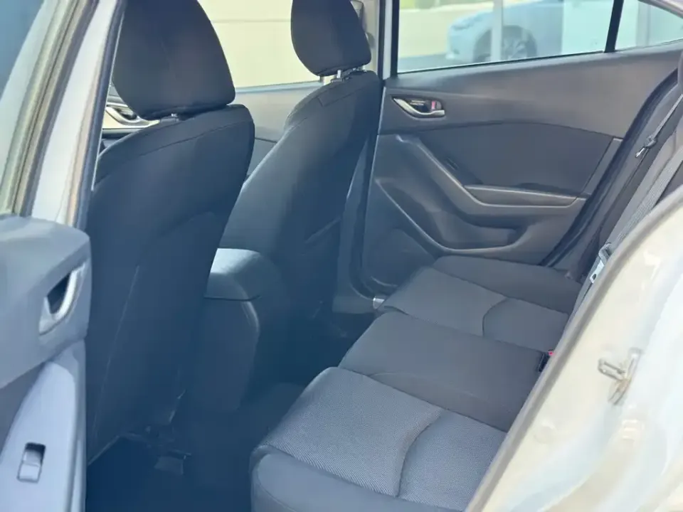 Mazda 3 Axela