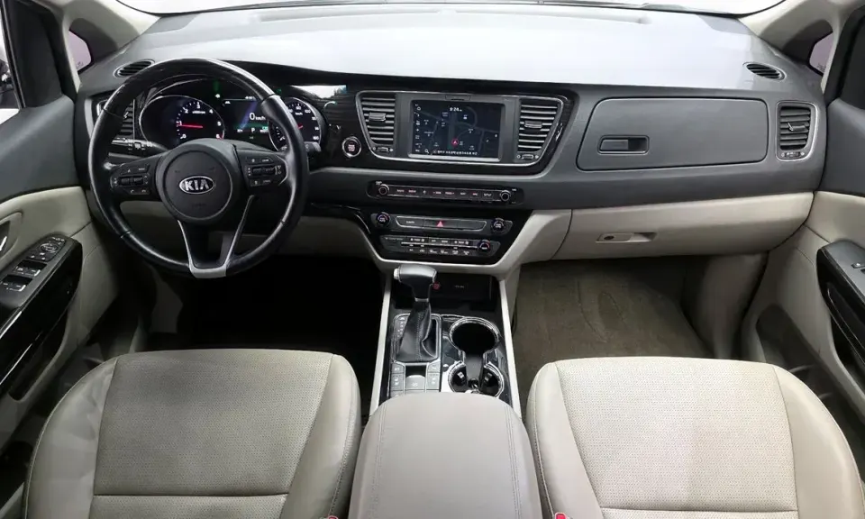 Kia Canival