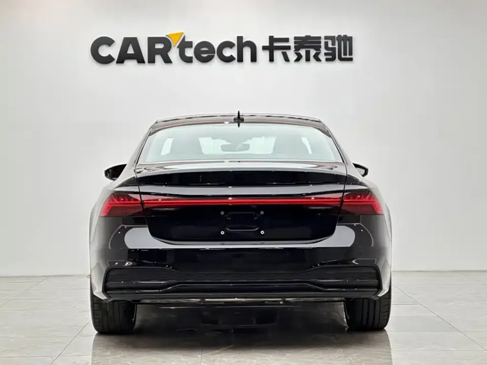 Audi A7L