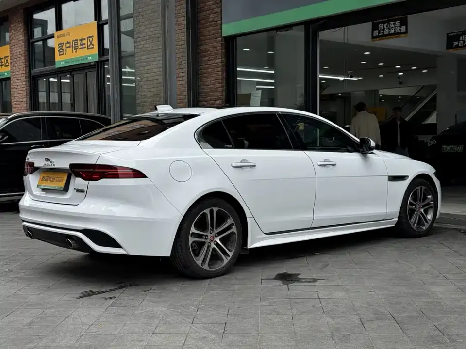 Jaguar XEL