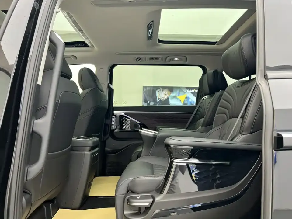 GAC Trumpchi M8