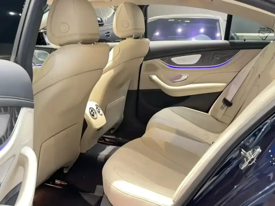 Mercedes-Benz CLS